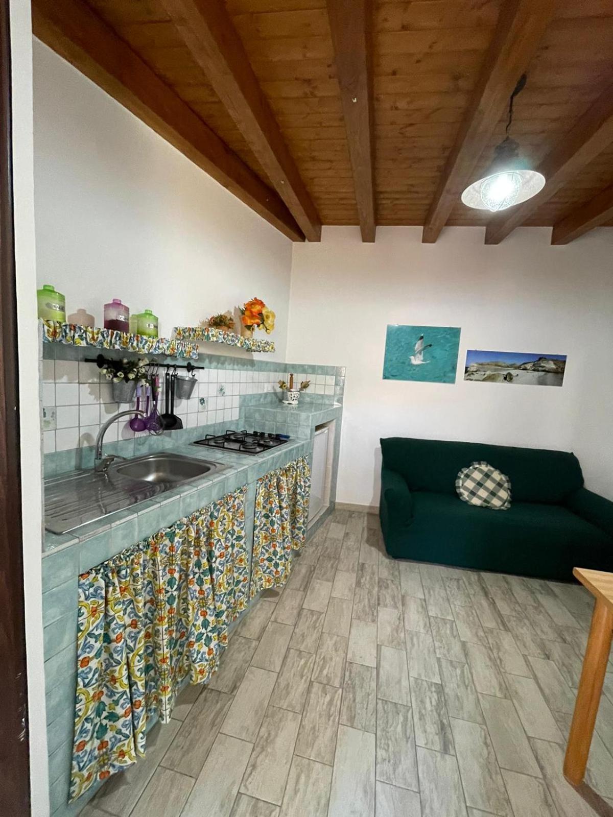 Le Casette Di Simona Lampedusa Bagian luar foto