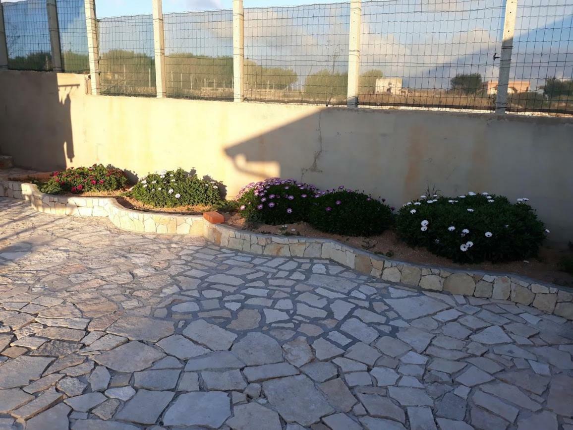 Le Casette Di Simona Lampedusa Bagian luar foto